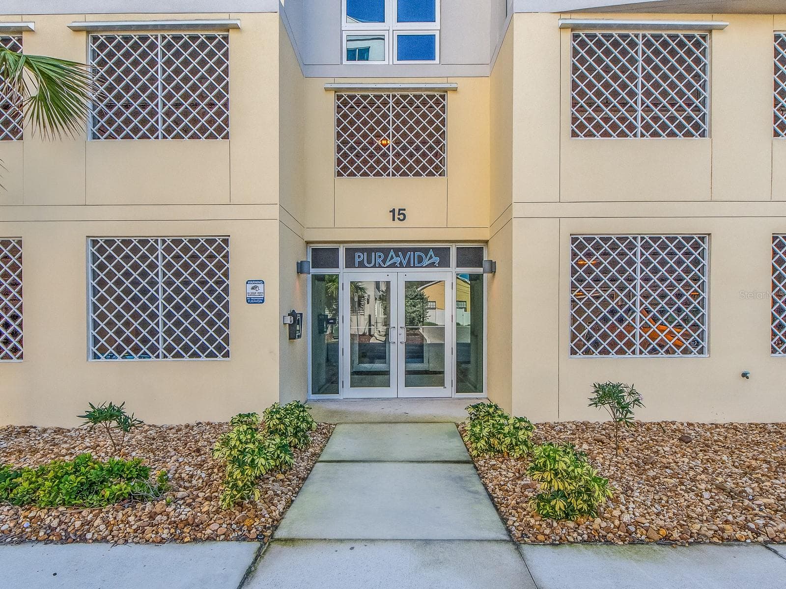 15 Avalon St #403 photo 3