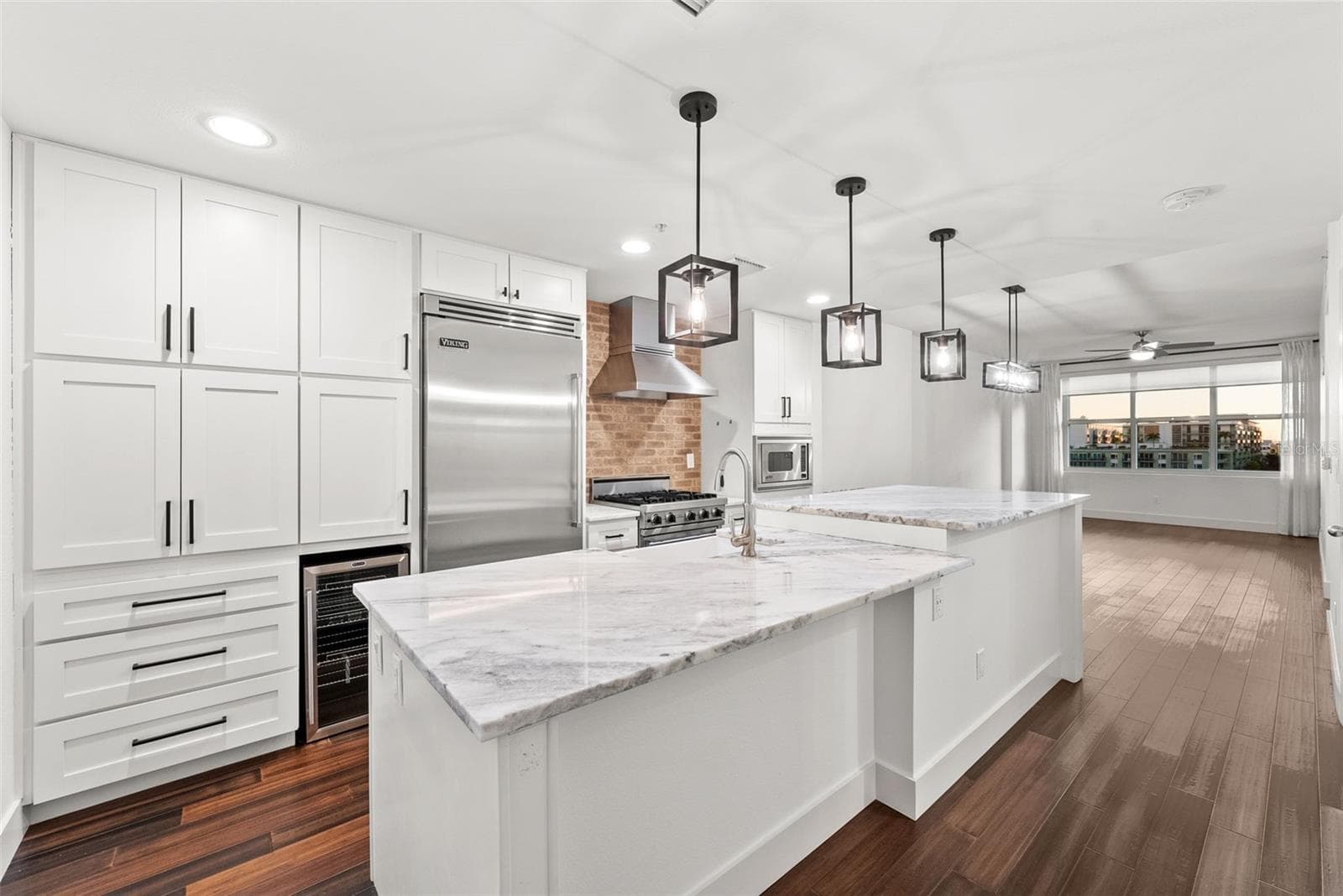 1208 E Kennedy Blvd #618 photo 4