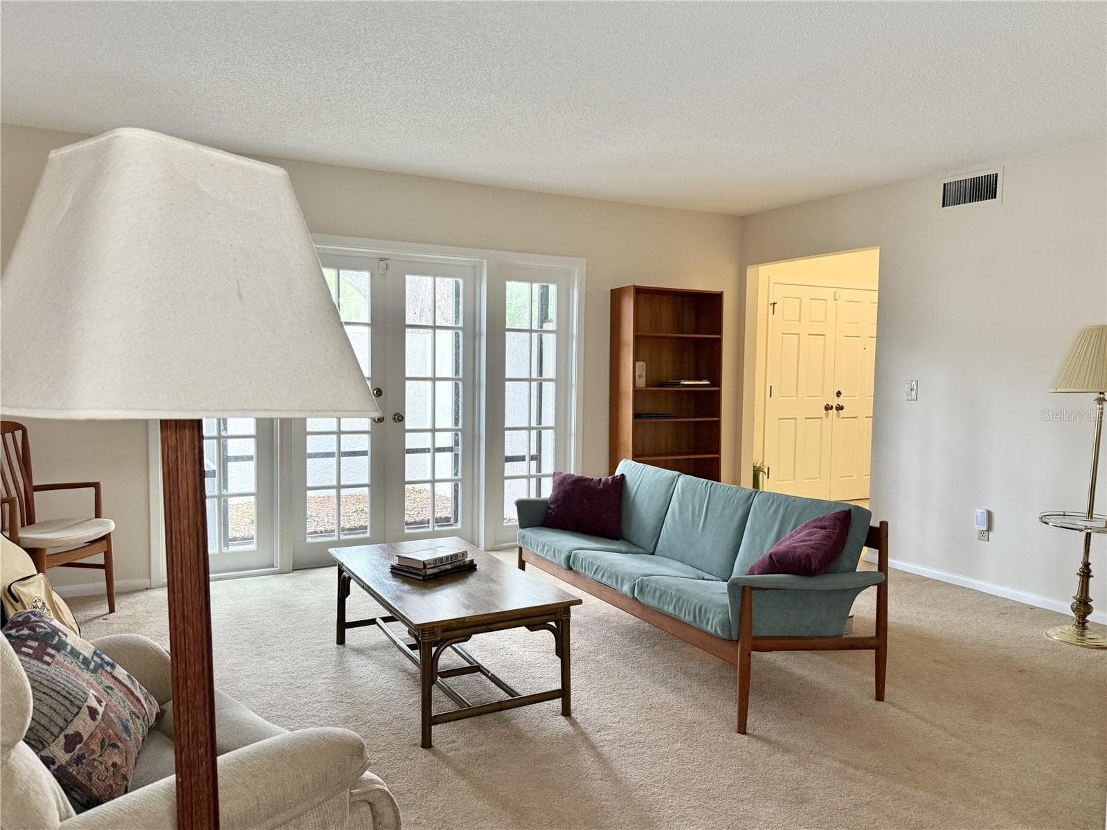 6101 Soaring Avenue photo 5