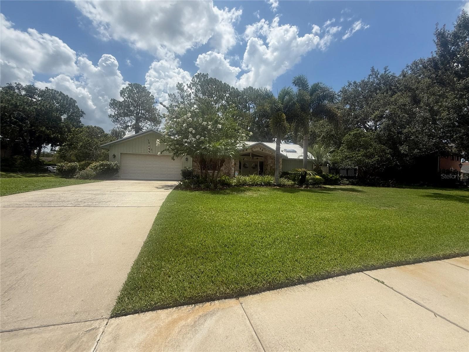 2215 Toniwood Ln photo 4