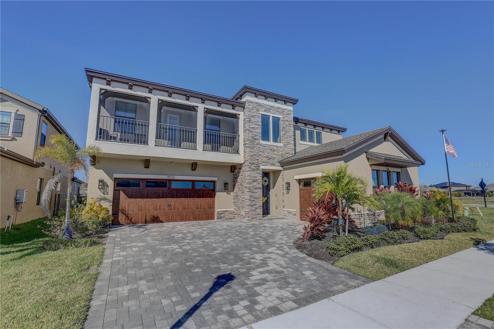 14536 Woodland Spur Dr photo 3
