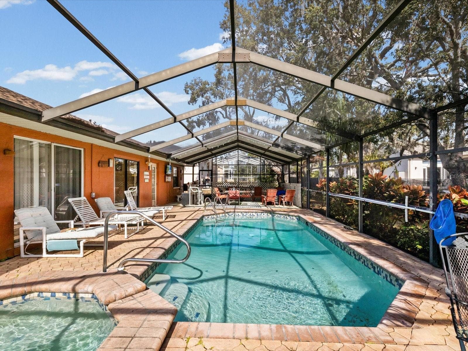 18824 Parade Rd