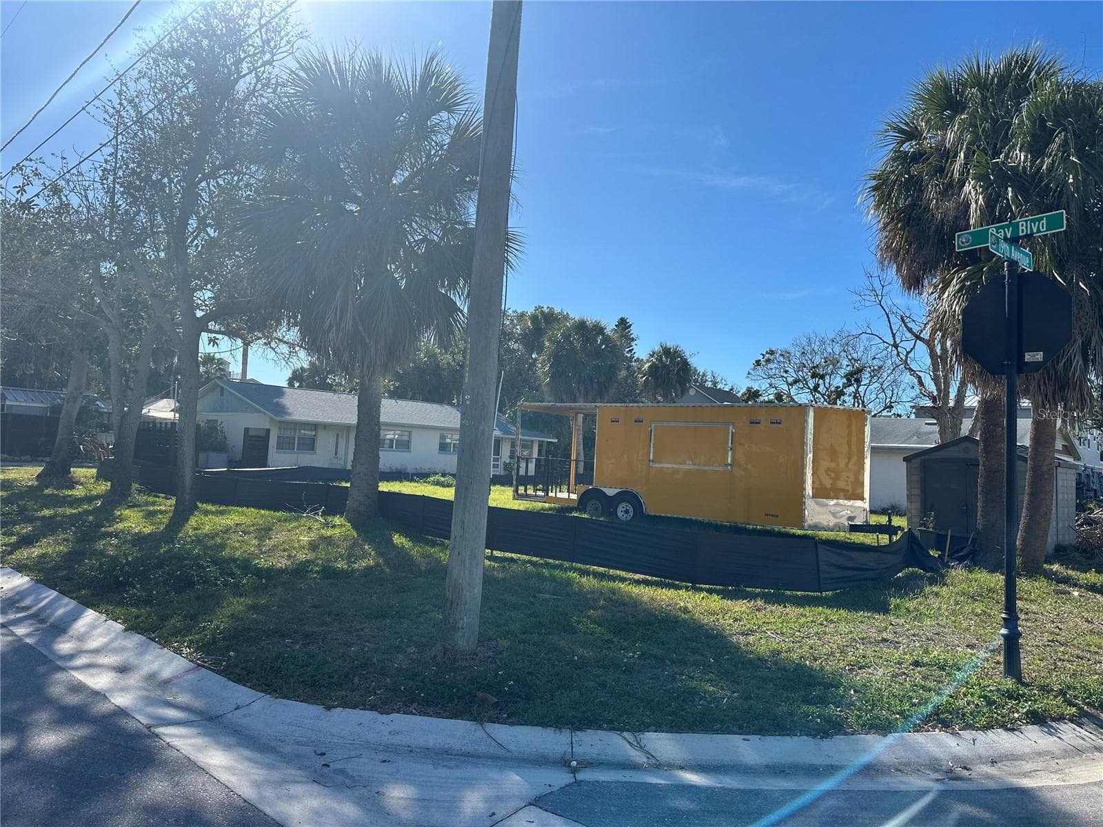 1811 2nd St photo 5