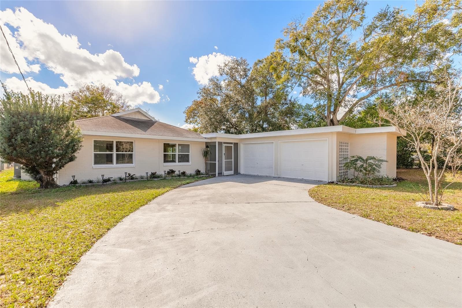 1925 John Arthur Way