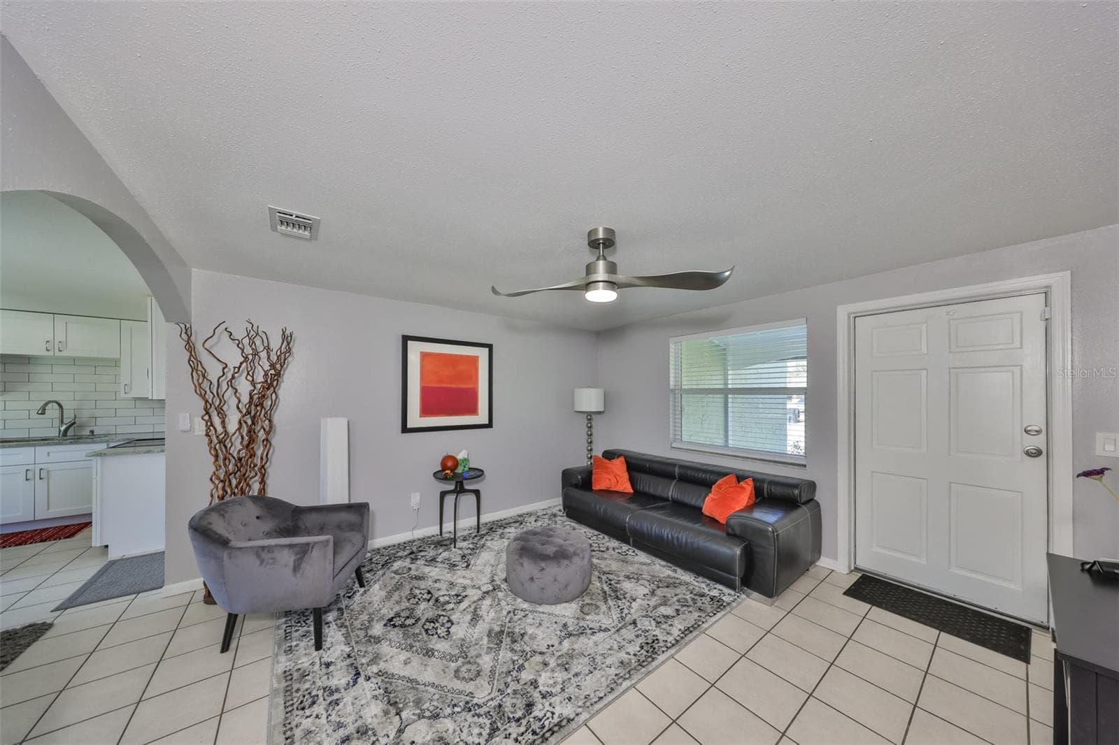 6025 Florida Cir S photo 4