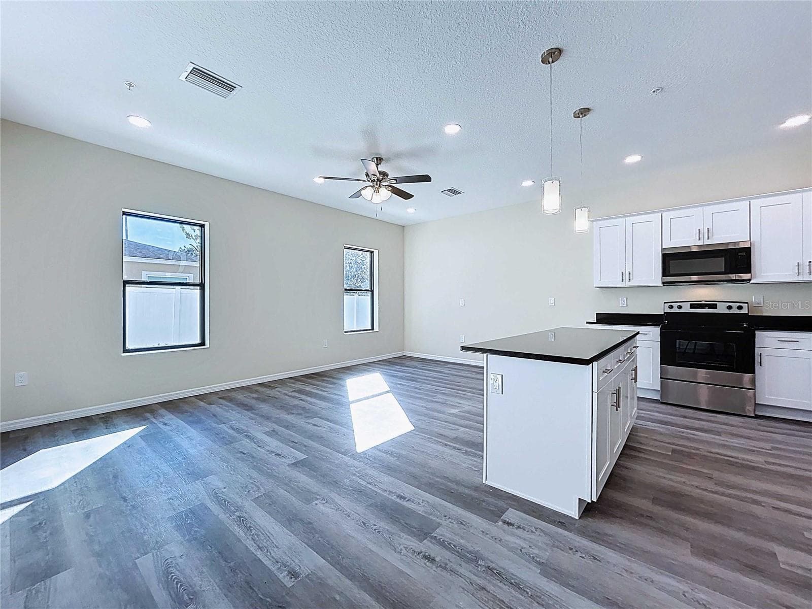 4368 Cambio Gardens Court photo 5