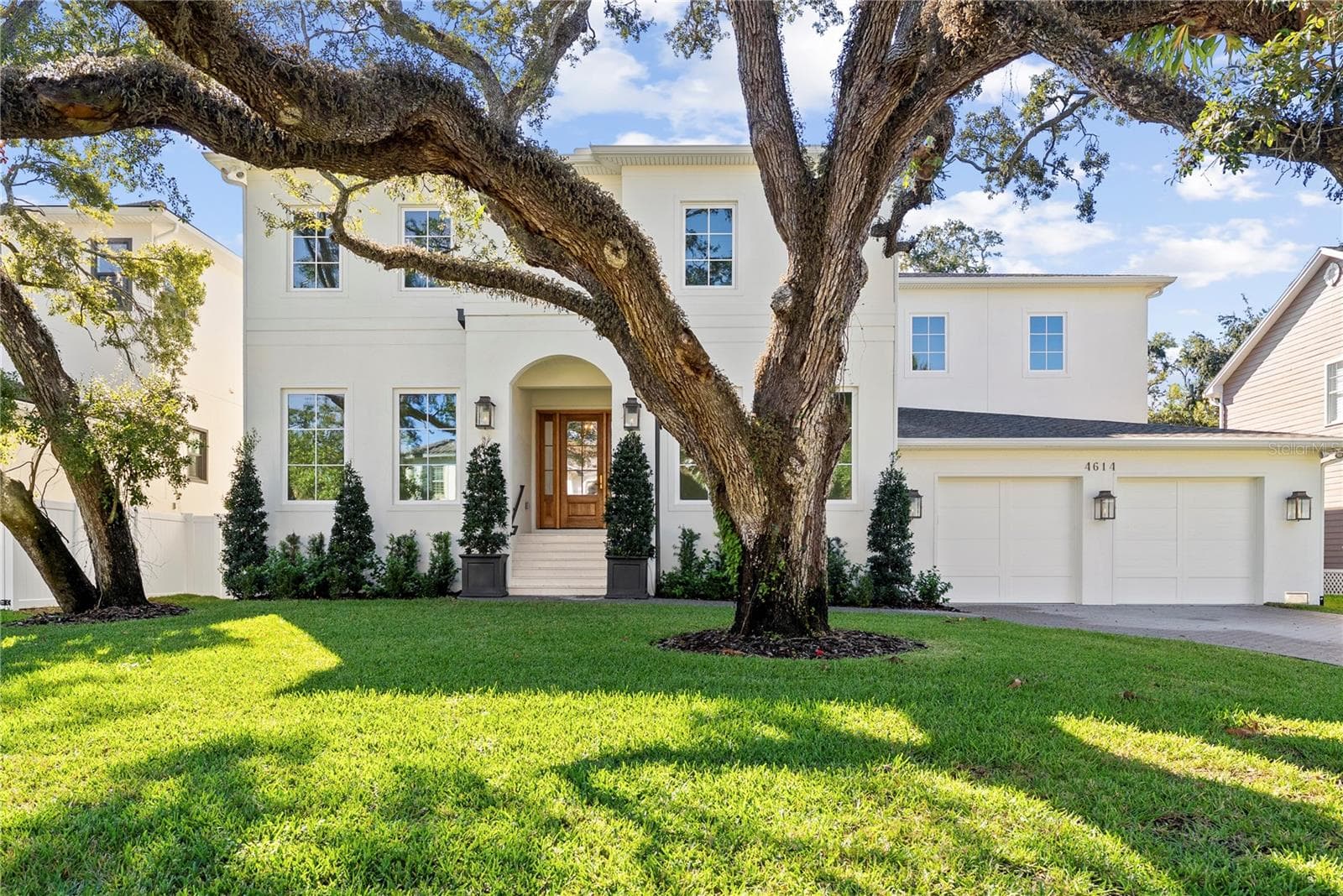 4614 Tennyson