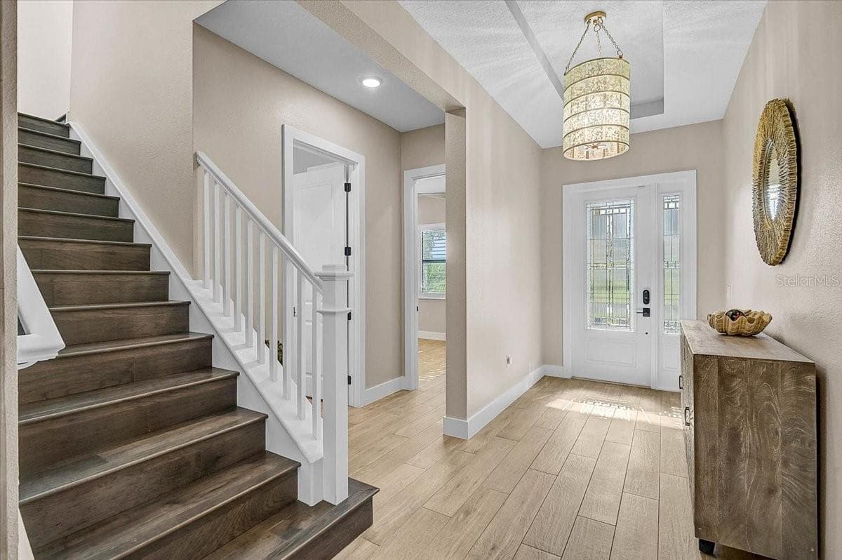 4966 Kiva Cir photo 3