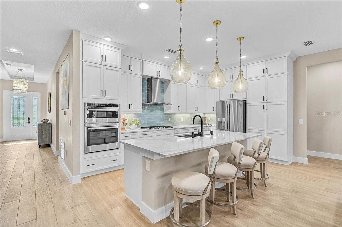 4966 Kiva Cir photo 4