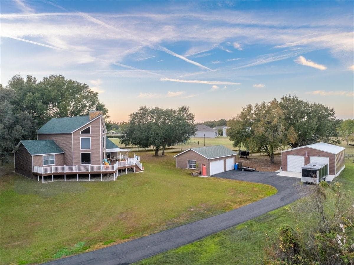 3719 Moores Lake Rd