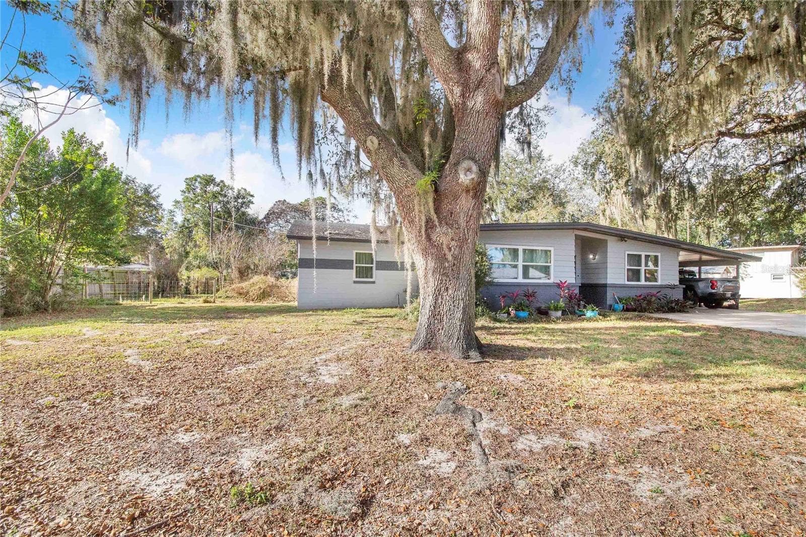 308 Granada Rd photo 3