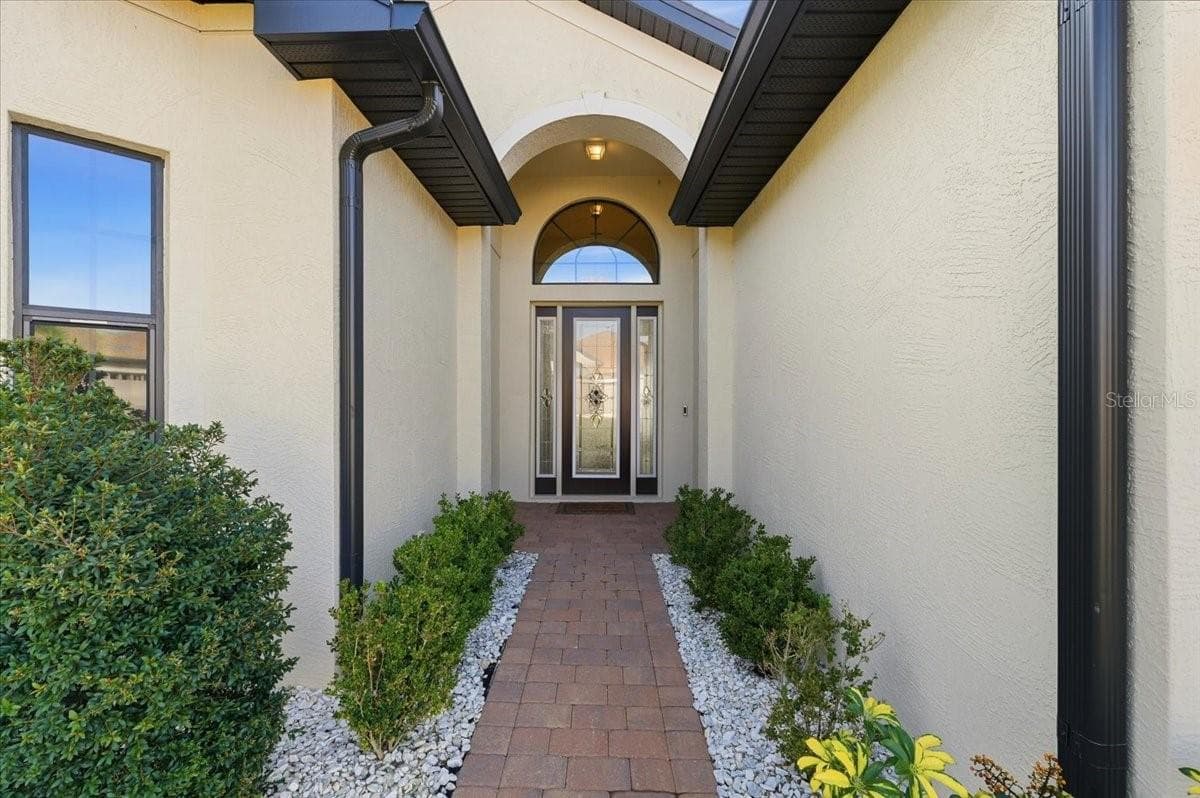 6308 Pinehurst Loop photo 4