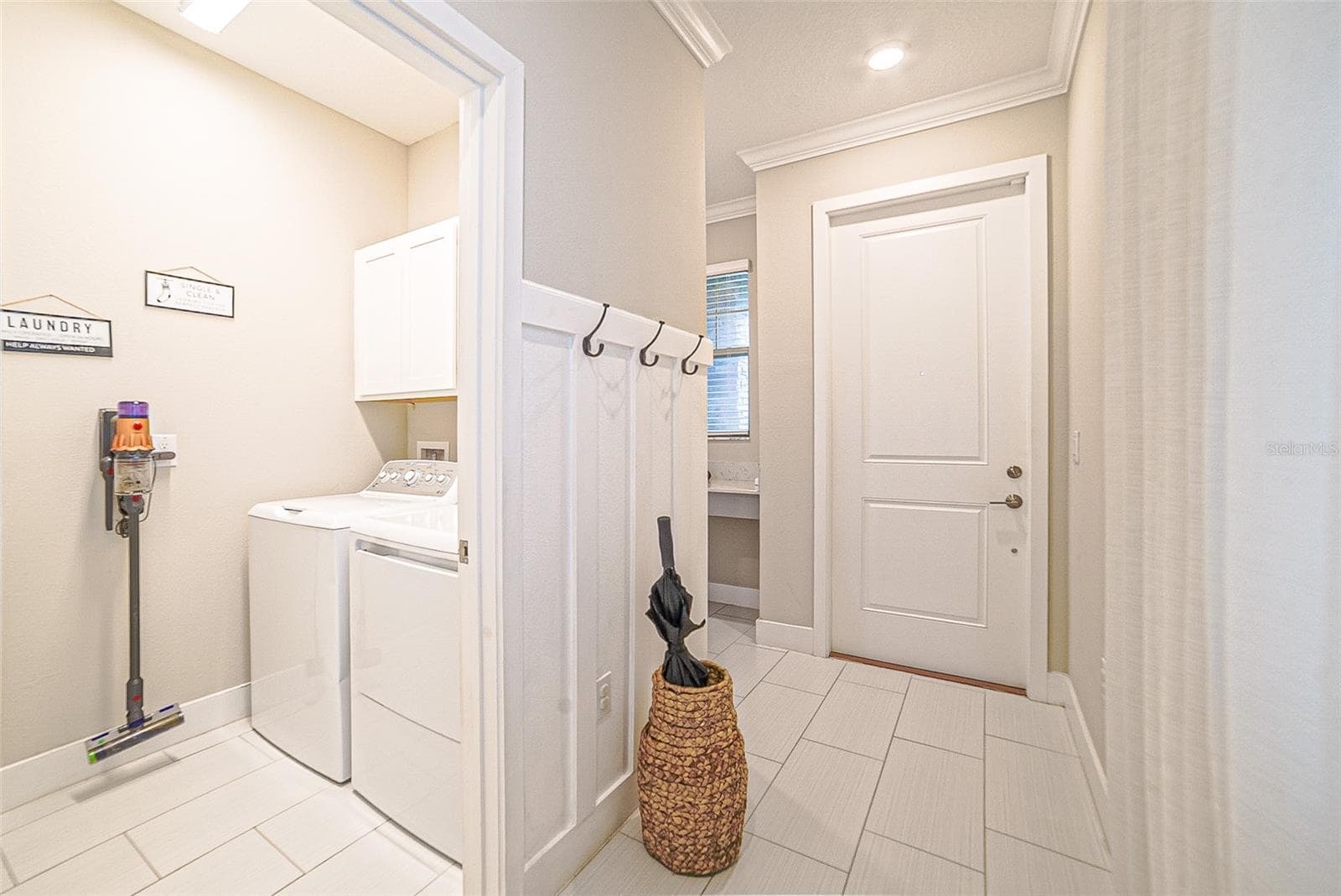 9732 Coneflower CT photo 5