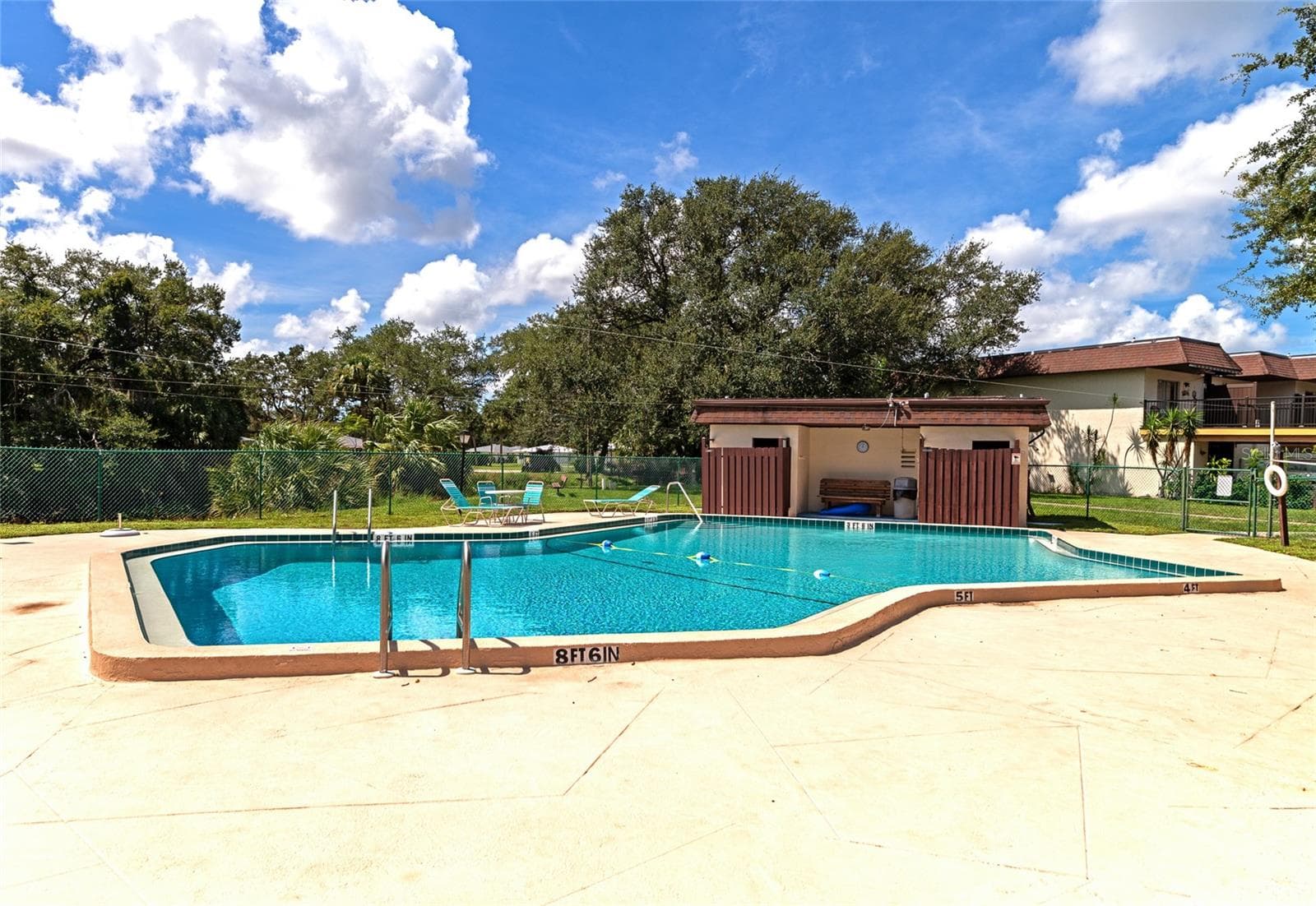 3225 Ramblewood Dr photo 5