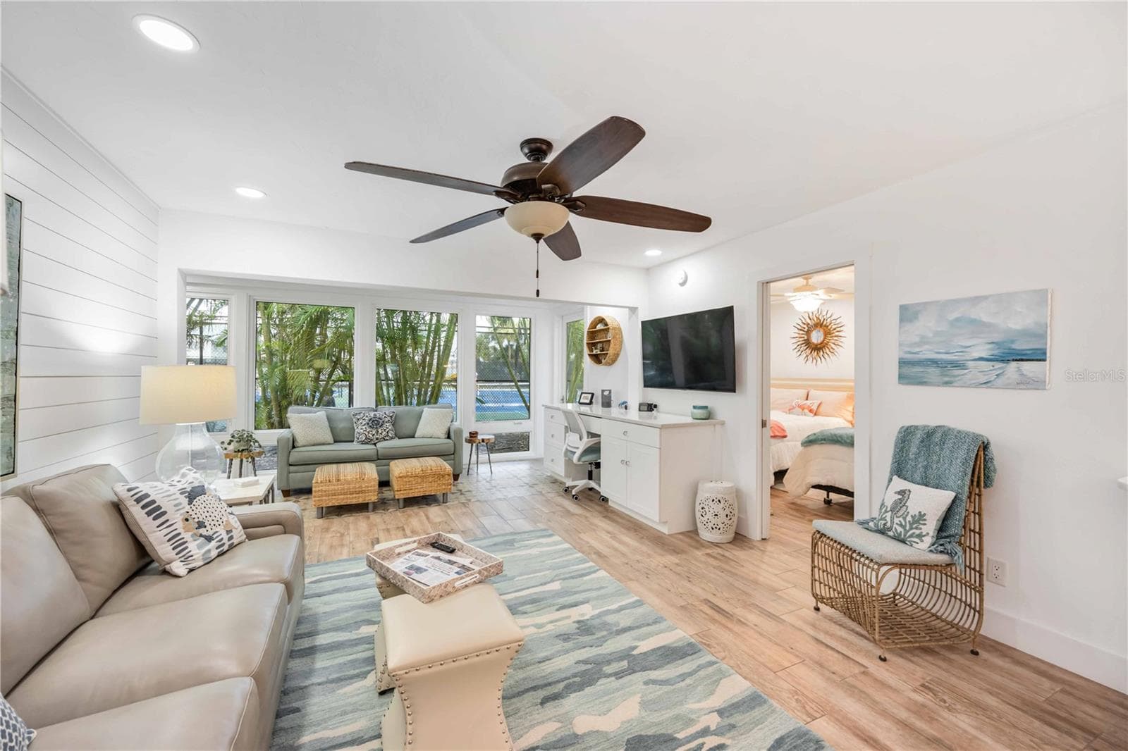 1166 W Peppertree Dr #112D photo 5