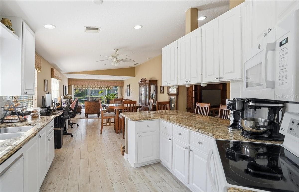 5546 Modena Pl photo 5