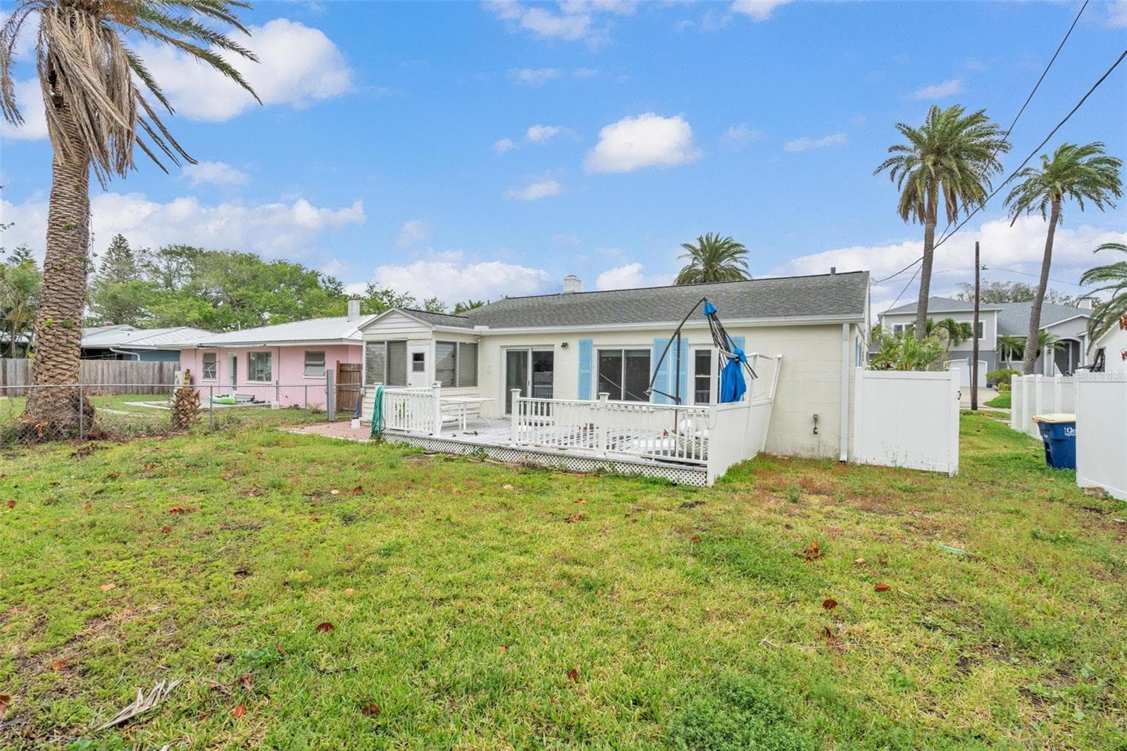 752 Lantana Ave photo 4