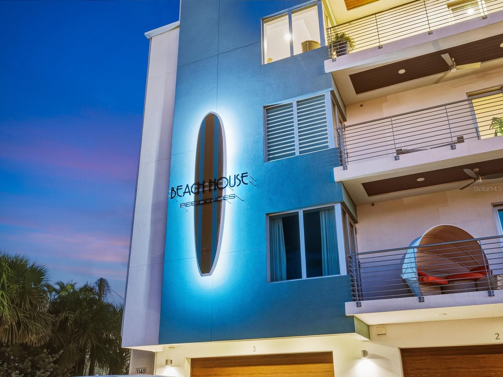 1140 Seaside Dr #301 & Penthouse