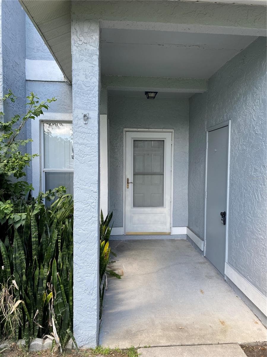 62 Emerald Bay Dr photo 3