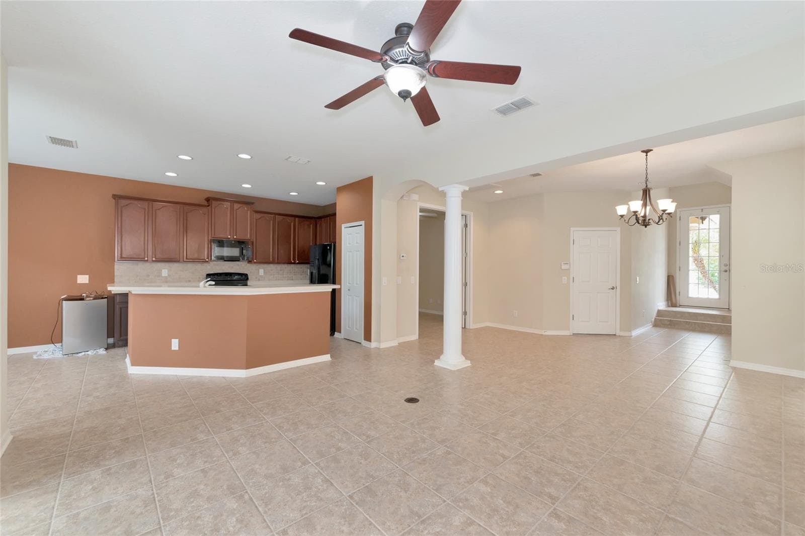 5519 Napa Dr photo 4