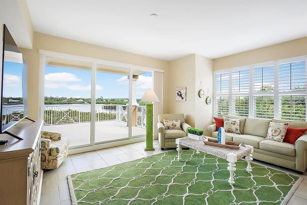 19519 Gulf Blvd #206 photo 3