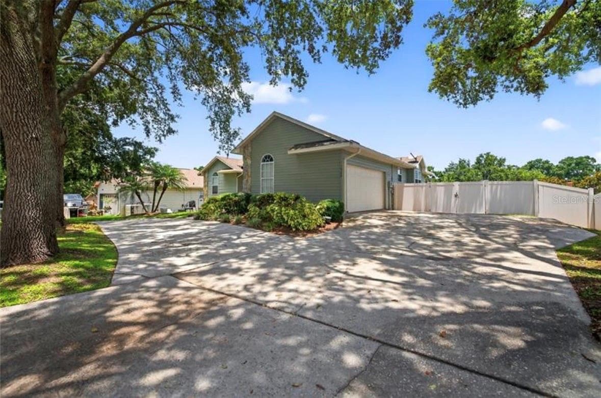 1922 Matthew CT