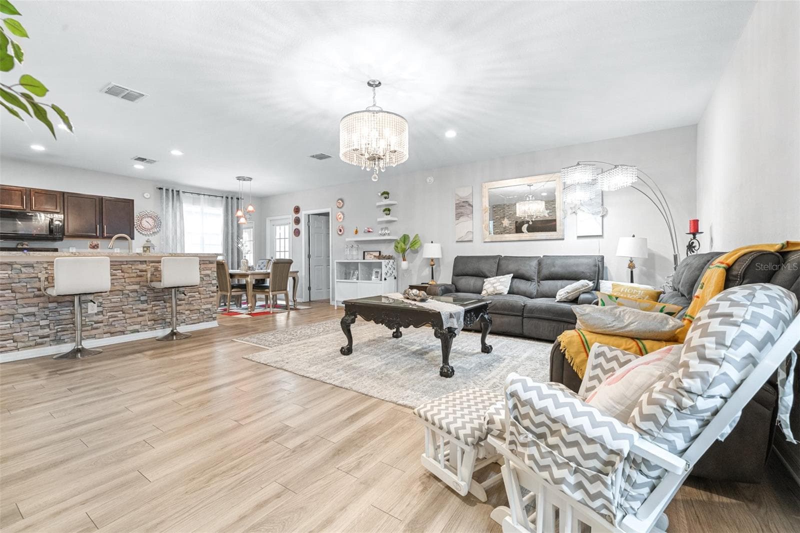 7312 Indigo Oasis CT photo 5