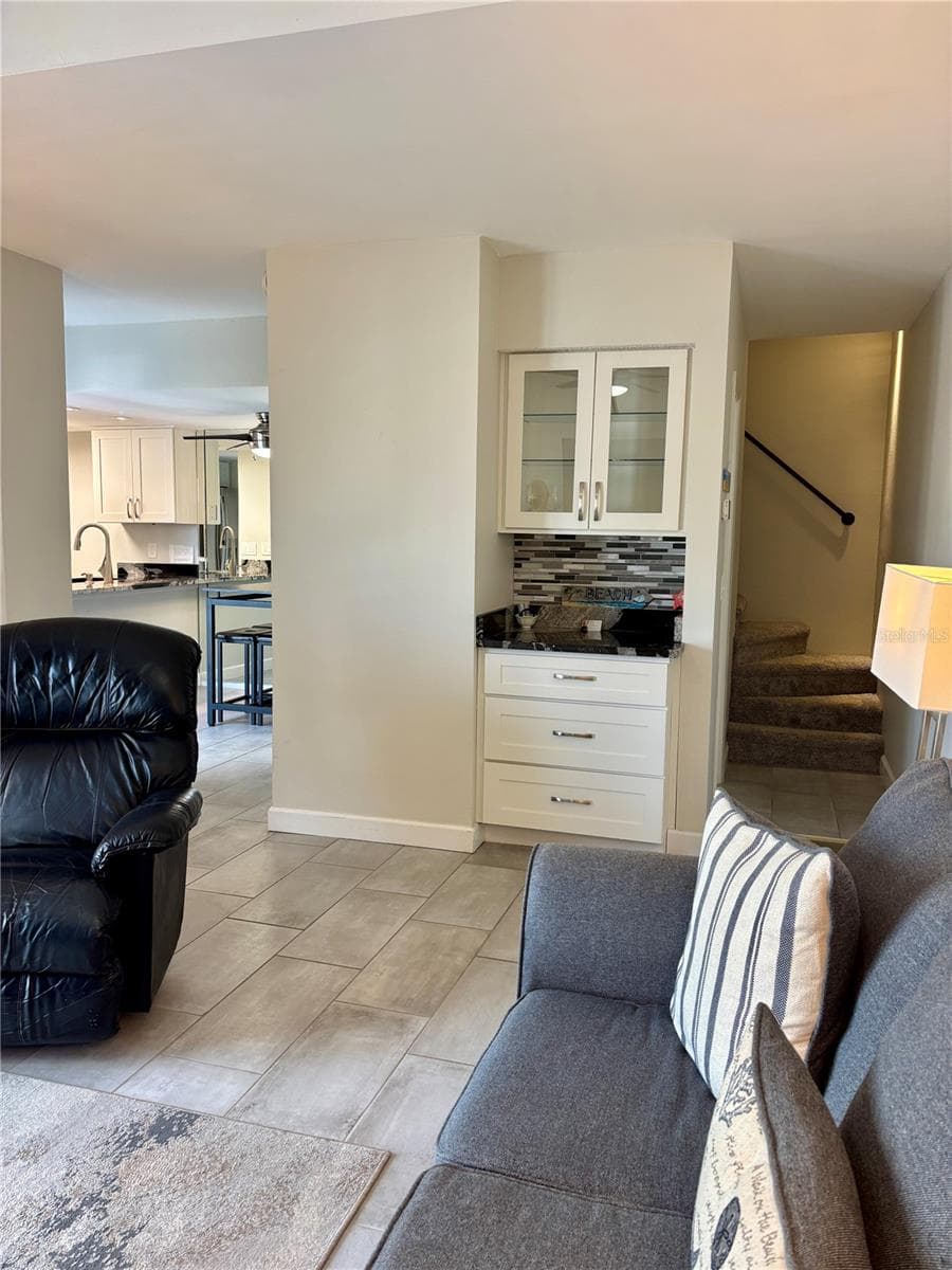 179 Medallion Blvd #E photo 4