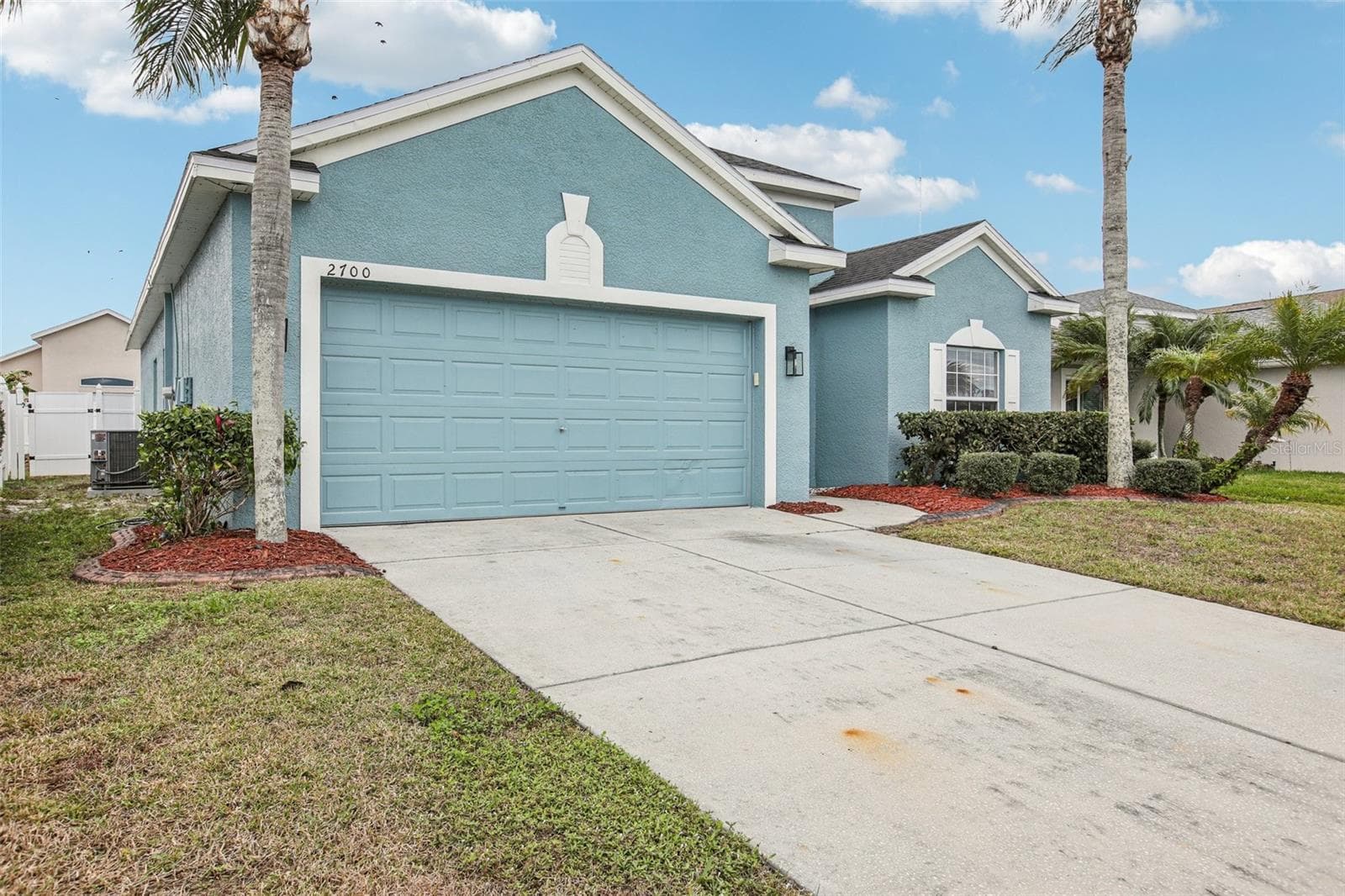 2700 Sierra Vista Way photo 3
