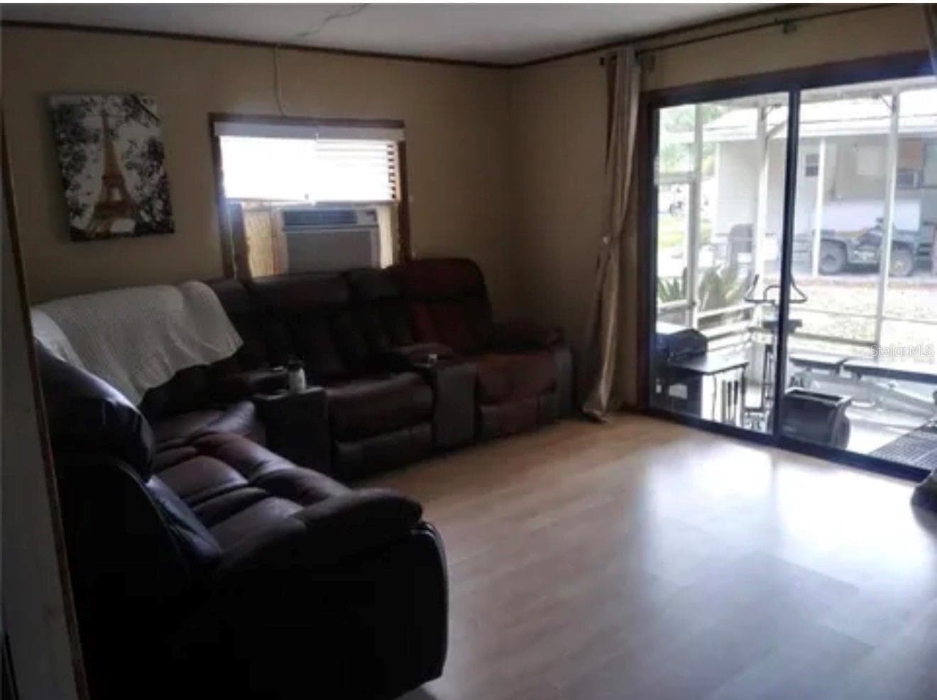 8944 Jericho CT photo 3