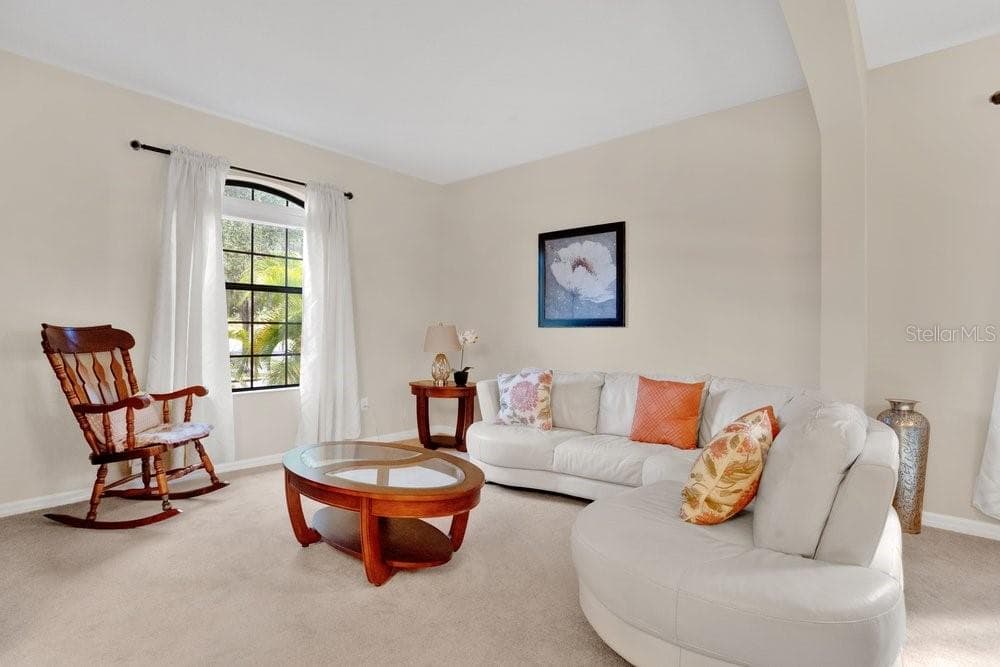 19402 Sweet Grass Way photo 4