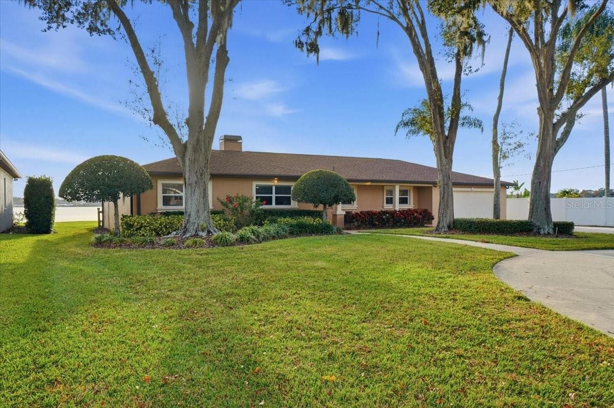 5530 Driftwood Dr