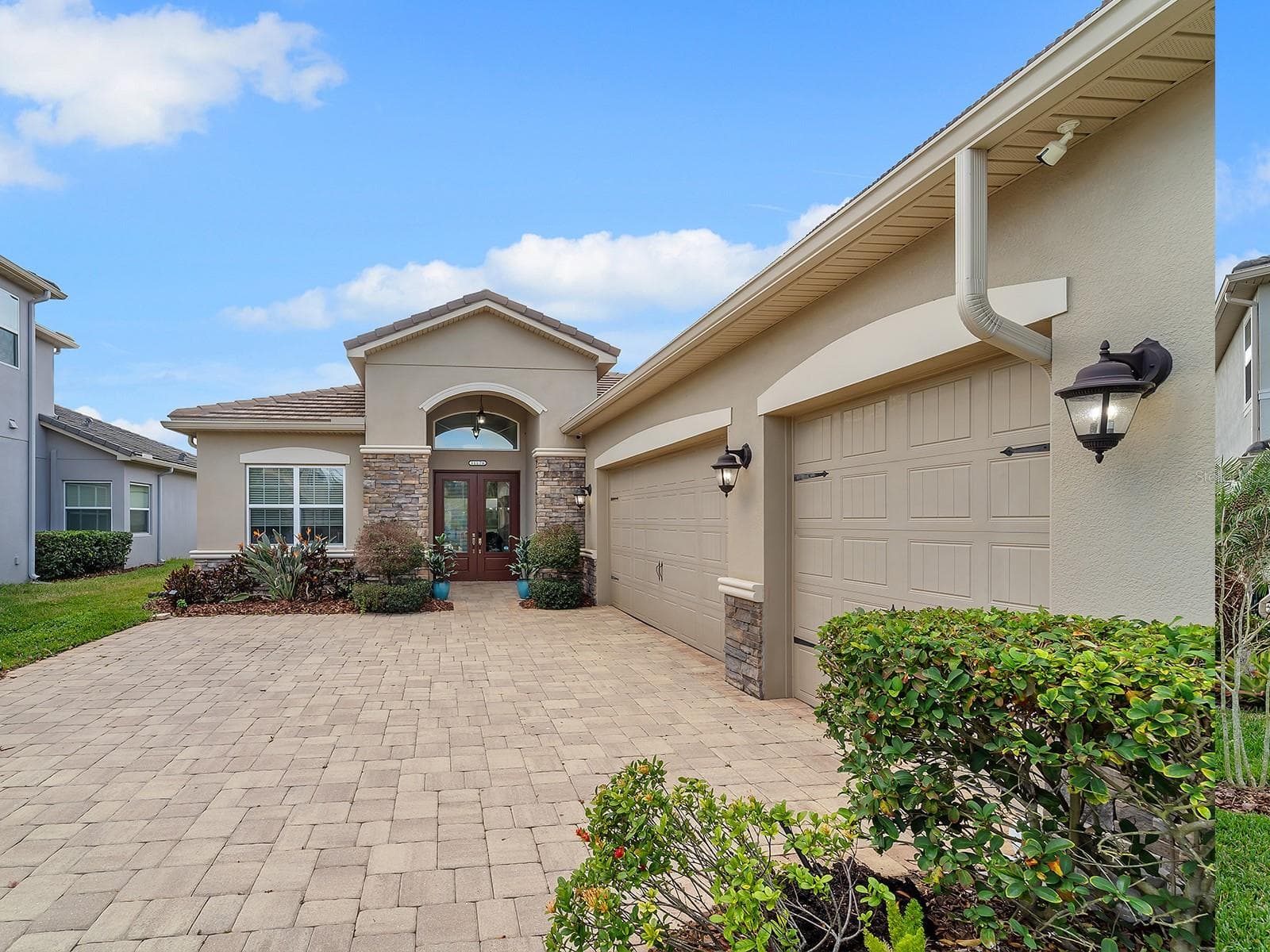31176 Chesapeake Bay Dr photo 3