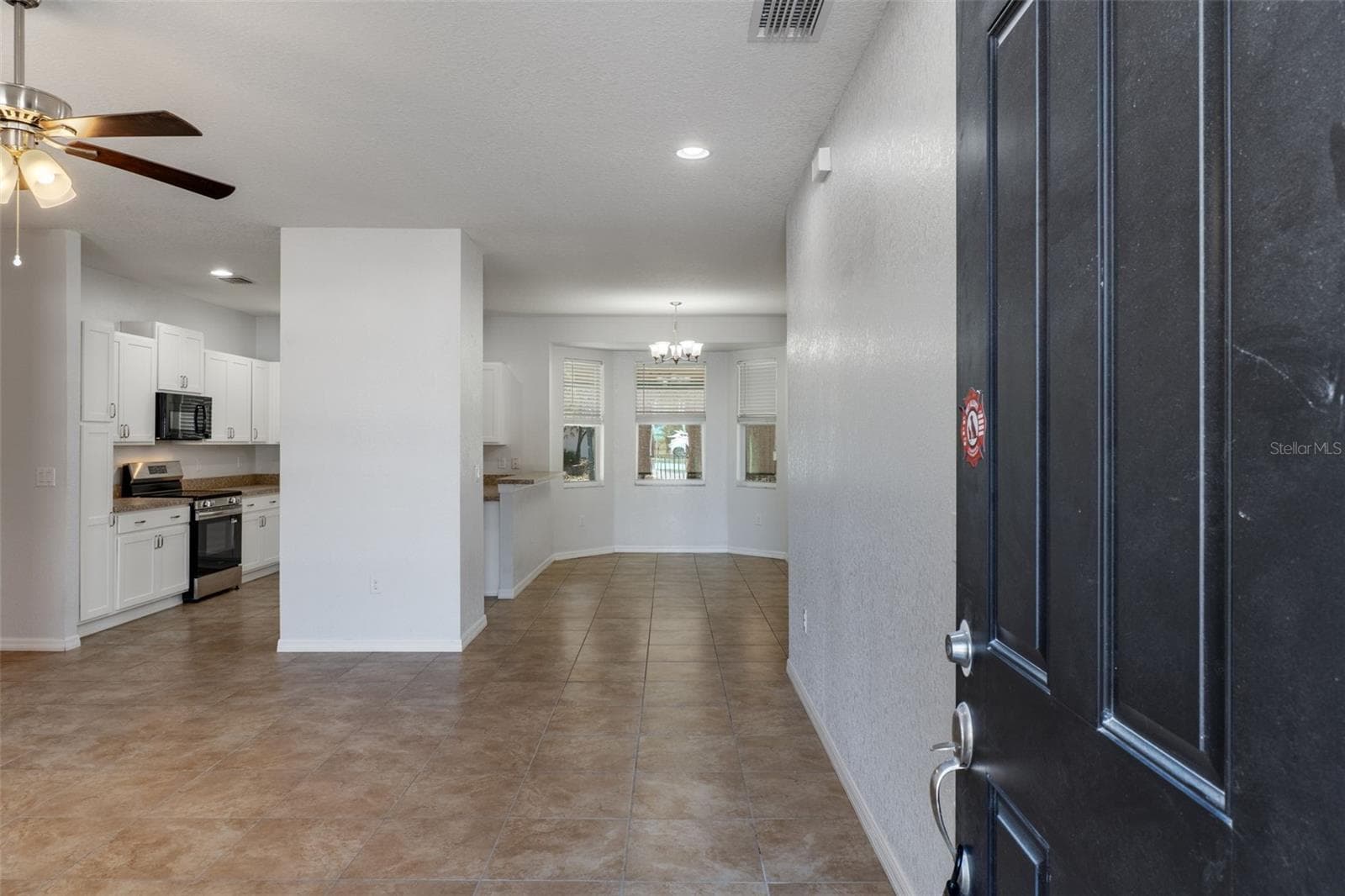 13124 Snowy Plover Ave photo 4