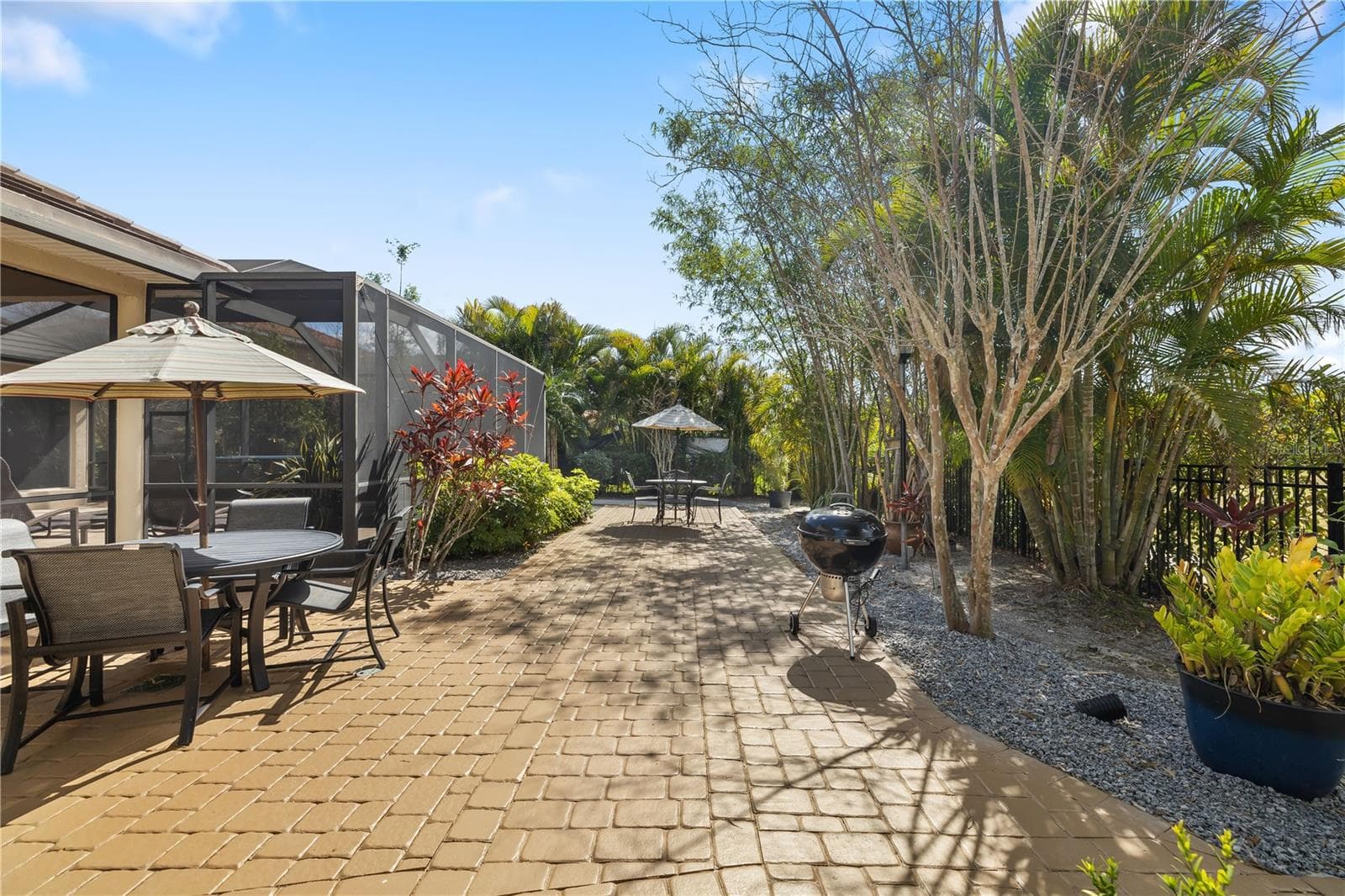 12810 Daisy Pl photo 4