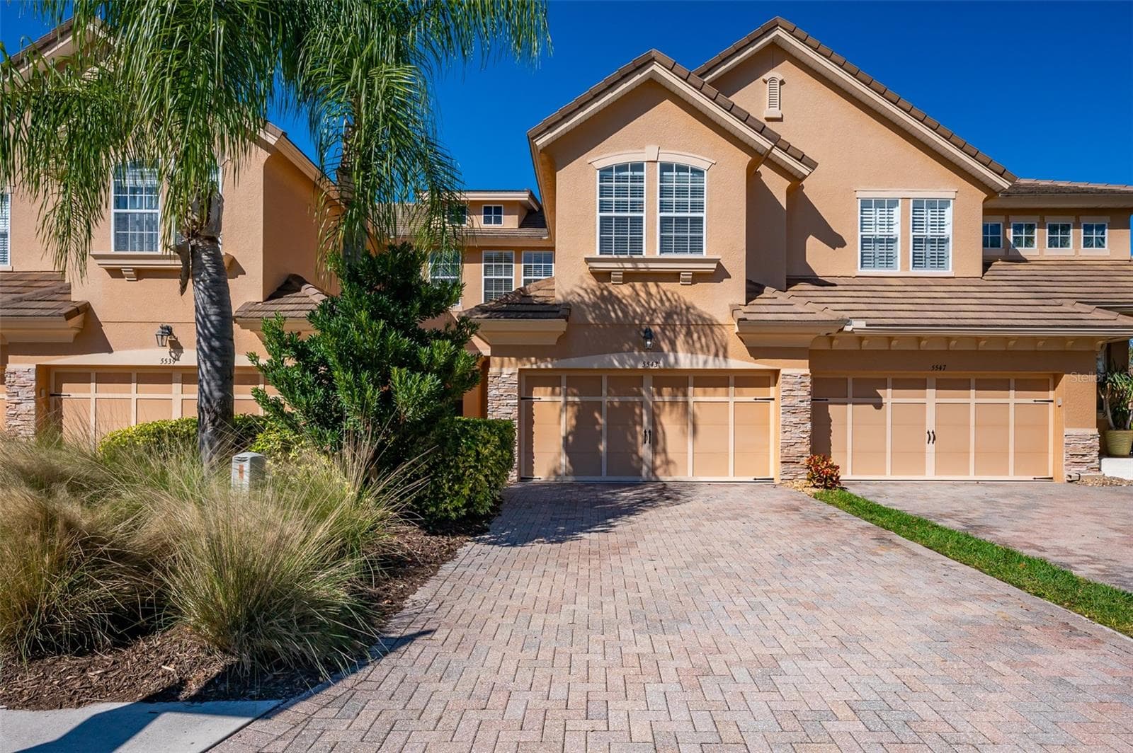 5543 Napa Dr photo 5