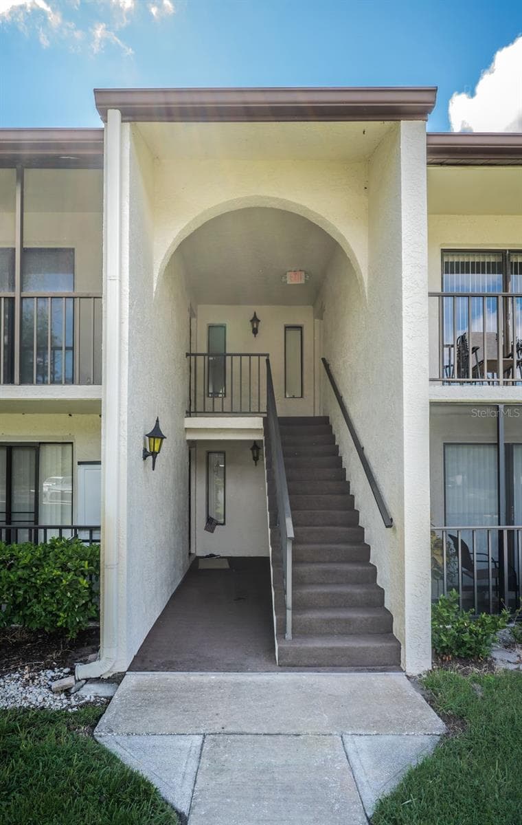 2522 Pine Ridge Way S #A2 photo 3
