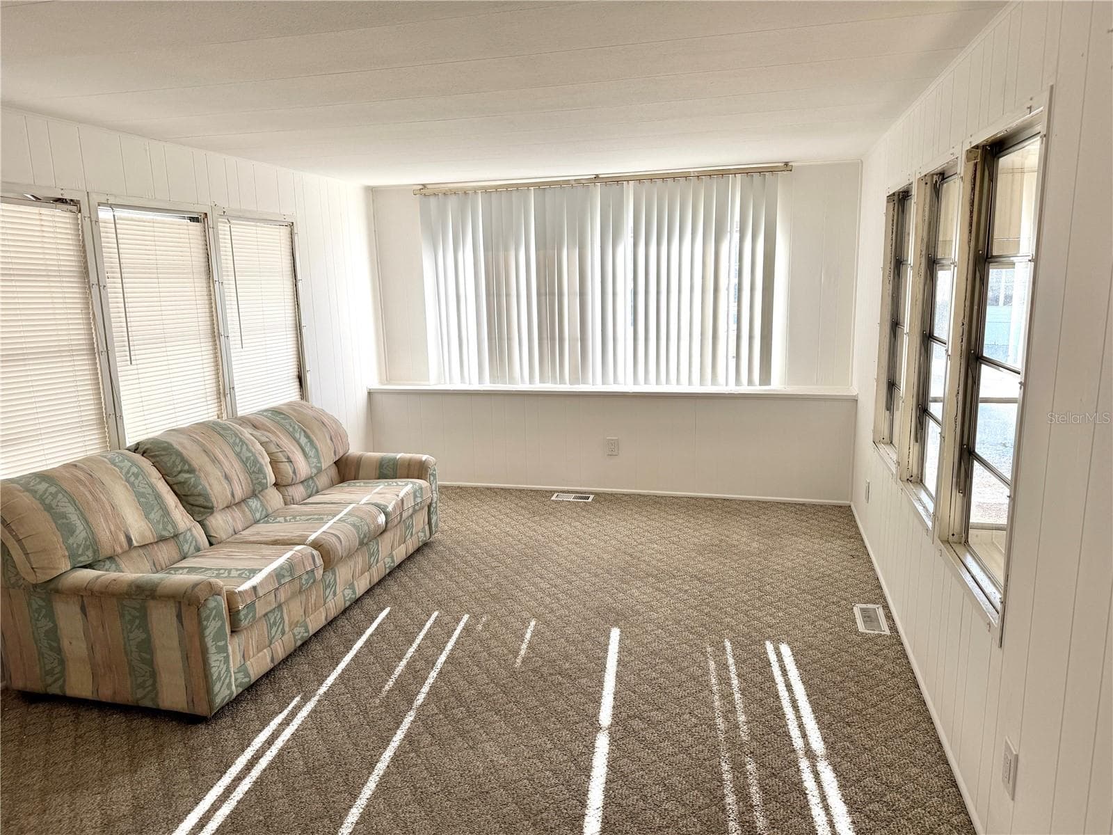 4928 Desert Inn Ave photo 4