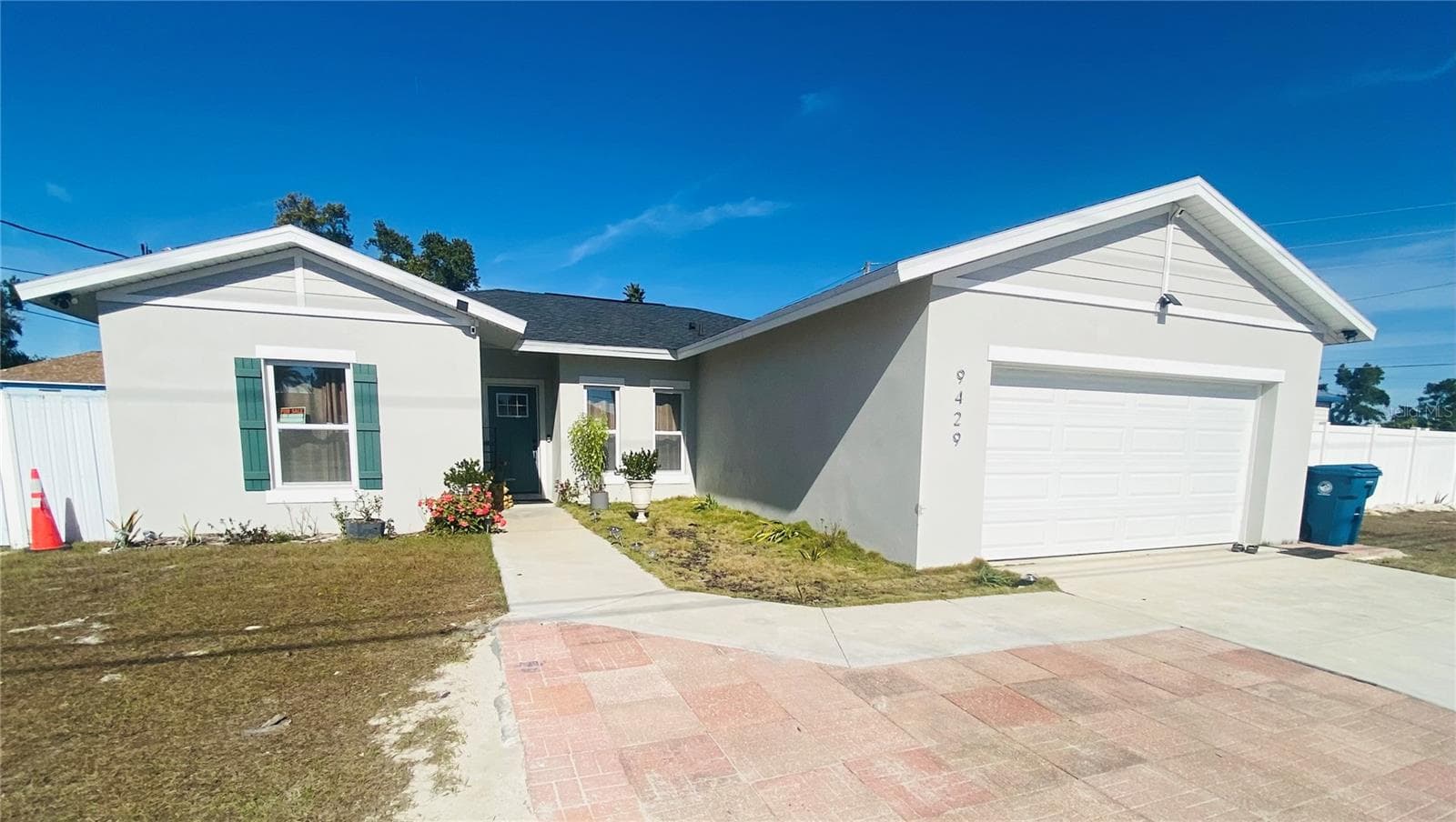 9429 Northcliffe Boulevard photo 3