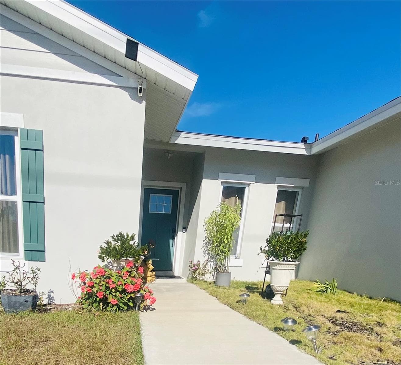 9429 Northcliffe Boulevard photo 4