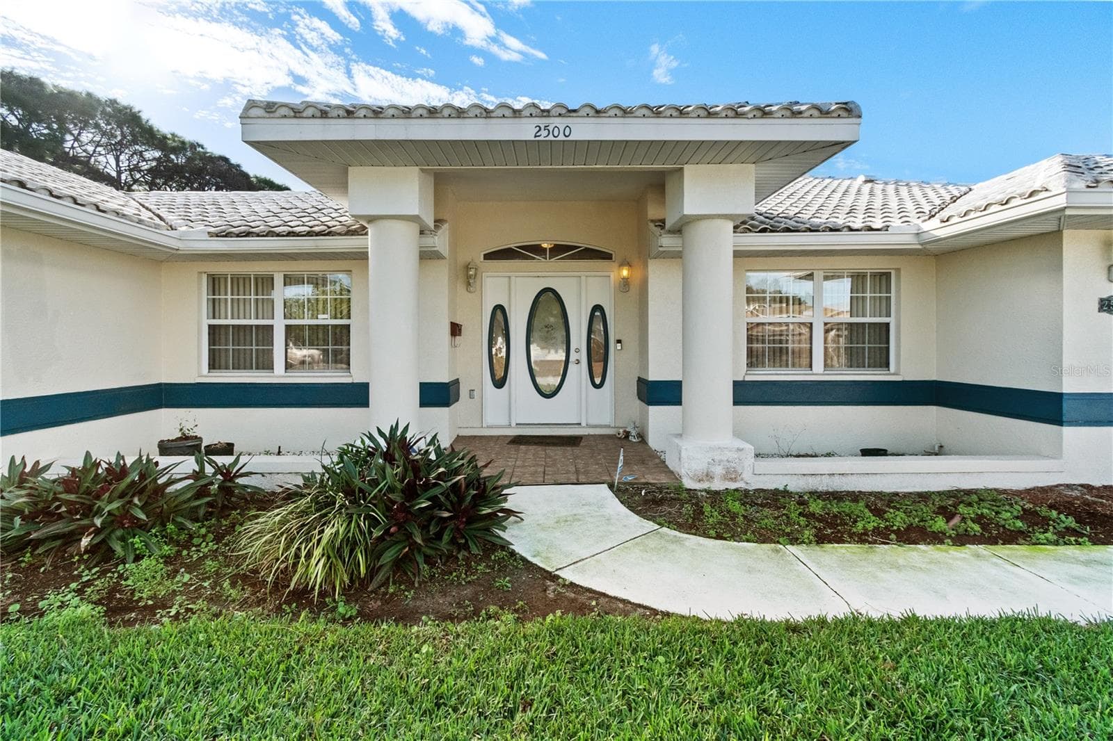 2500 S 62nd Ave