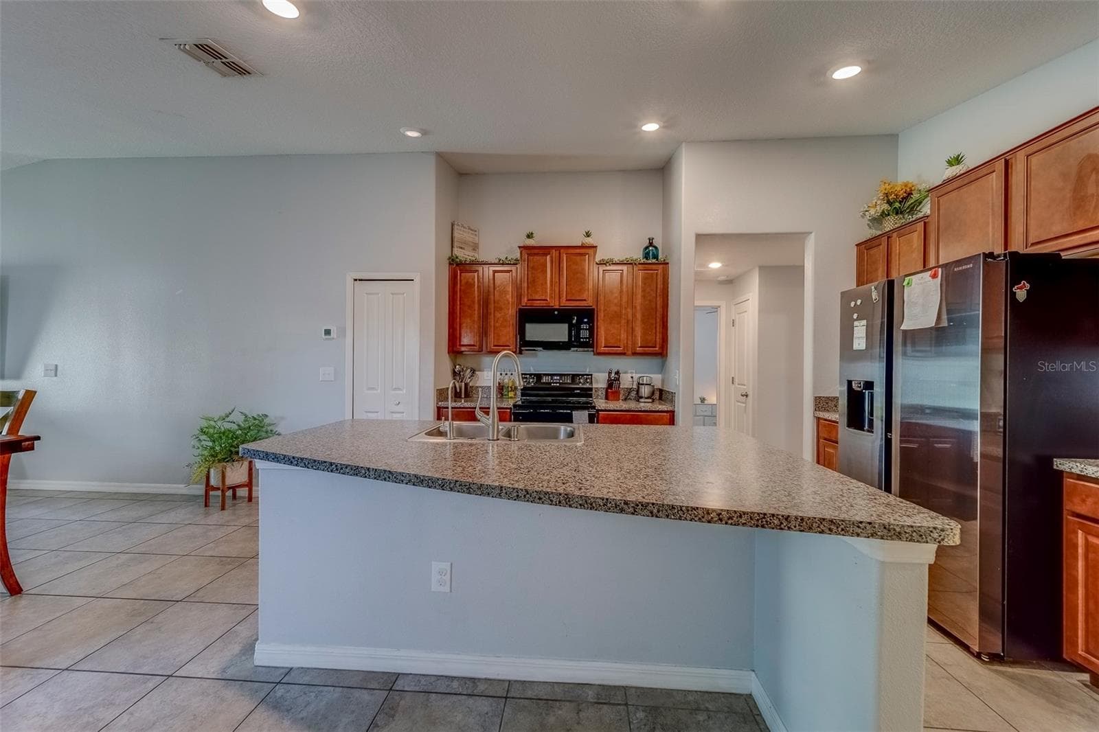 10222 Cool Waterlily Ave photo 3