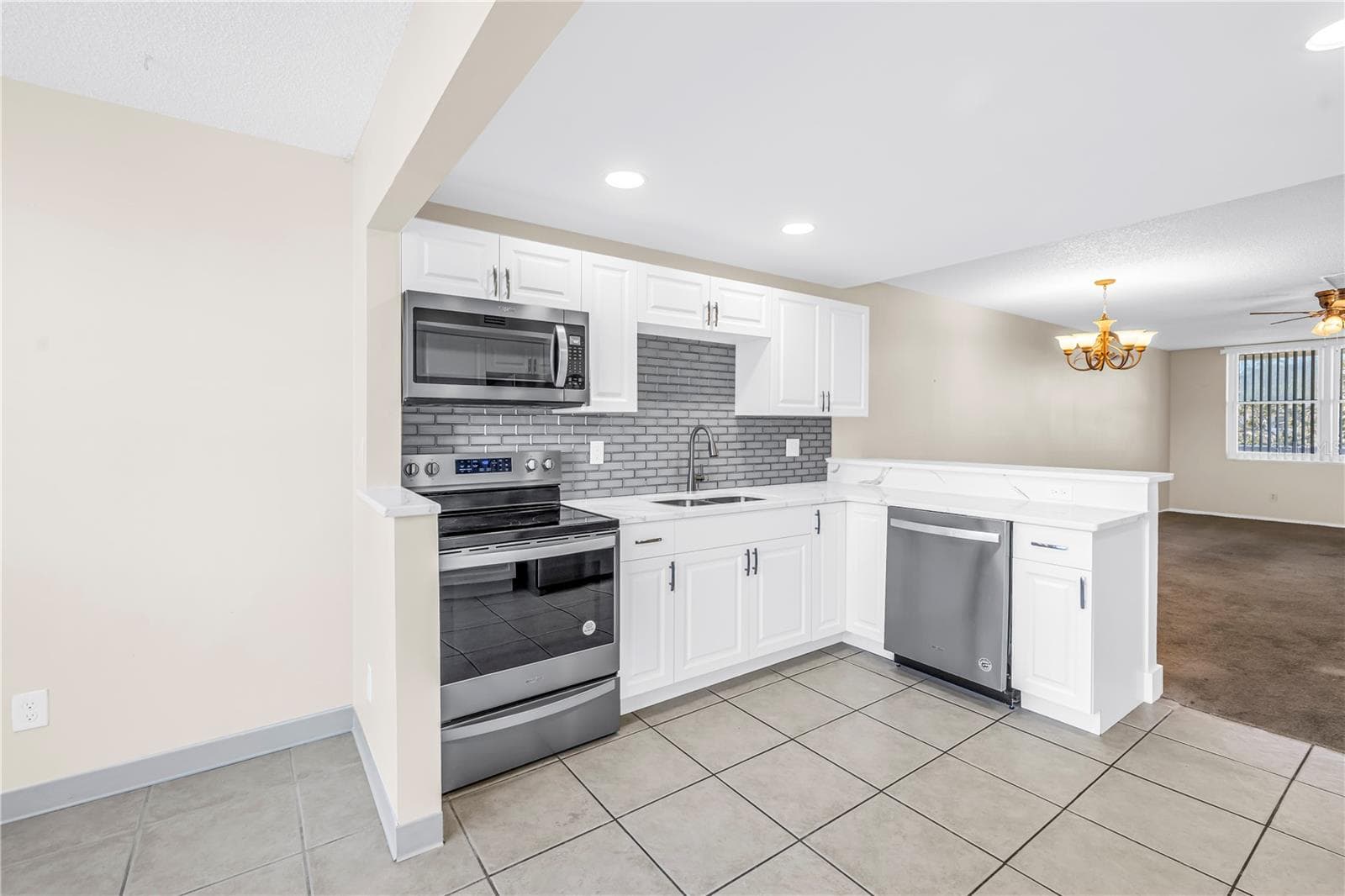 5095 Bay St NE #317 photo 5