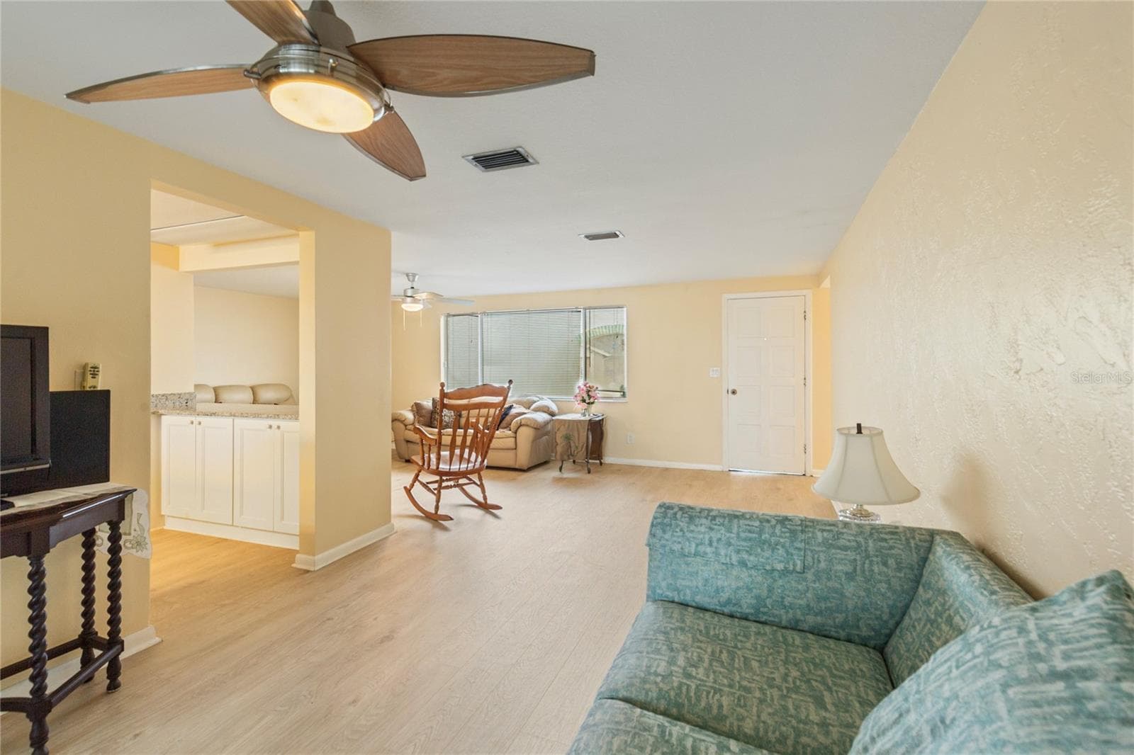 3228 Rock Valley Dr photo 3