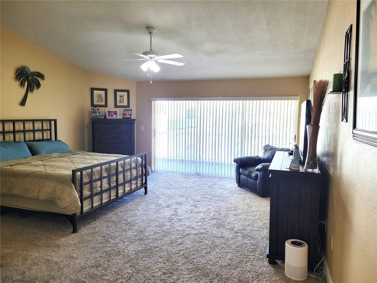 9215 Captiva Cir photo 5