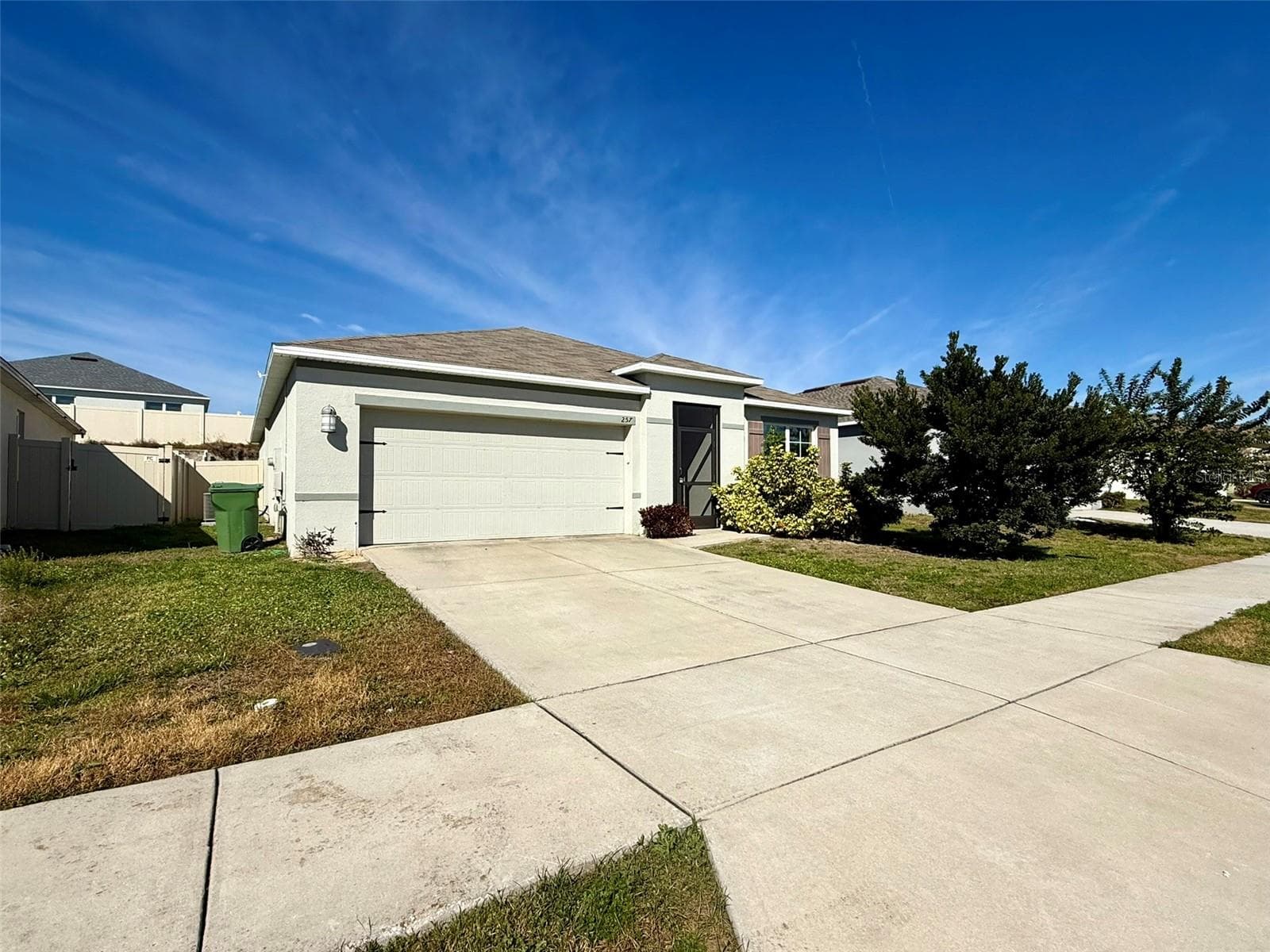 257 Meadowbrook Blvd