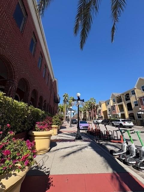 1810 E Palm Ave #7303