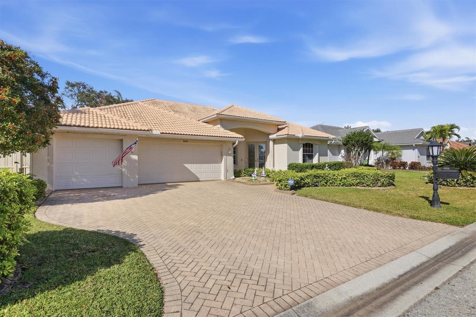 5608 Eastwind Dr photo 3