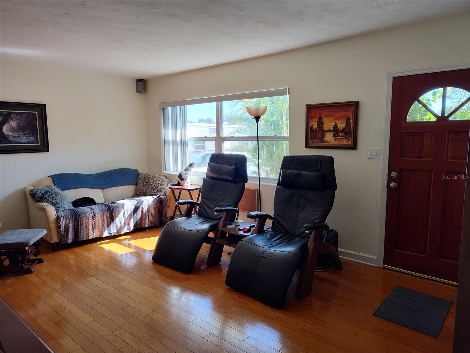 1332 Buckingham Dr photo 5