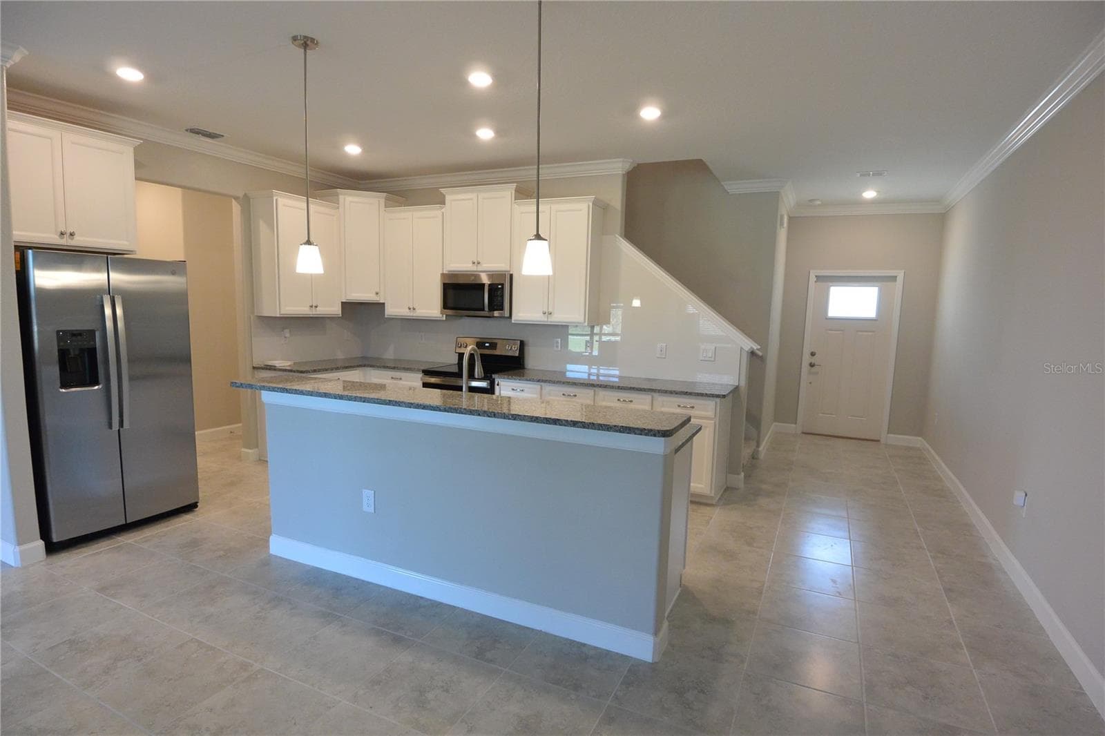 2277 Cerulean Sky Dr photo 4